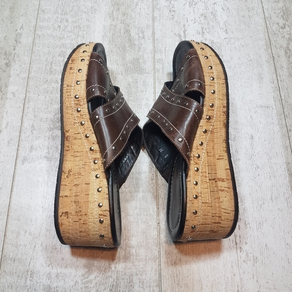 Donald Pliner Syra Brown Strappy Studded Wedges 8 - Picture 5 of 9